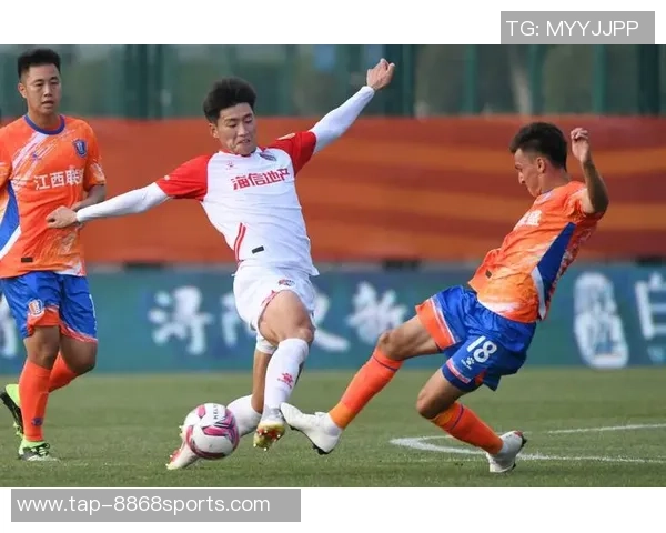 青岛海牛足球队奋勇拼搏展现团队精神助力中国足球崛起之路